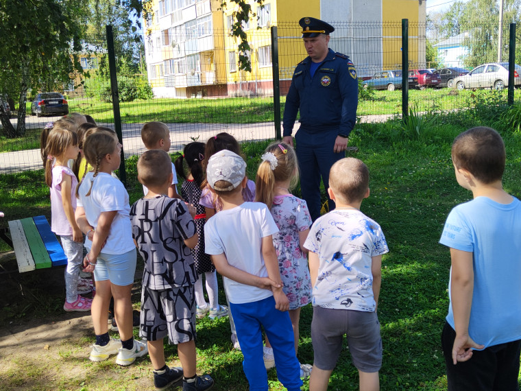В детском саду "Берёзка", прошло тренировочное занятие по эвакуации детей и работающего персонала в случае пожара.. В детском саду "Берёзка", прошло тренировочное занятие по эвакуации детей и работающего персонала в случае пожара..