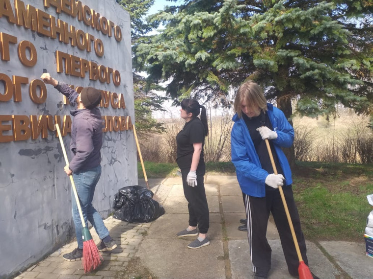 Общеобластной субботник прошел в Одоевском районе. Общеобластной субботник прошел в Одоевском районе.